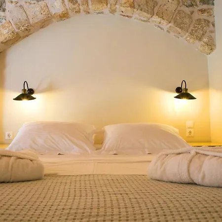 Petra Boutique Homes * Arginonda