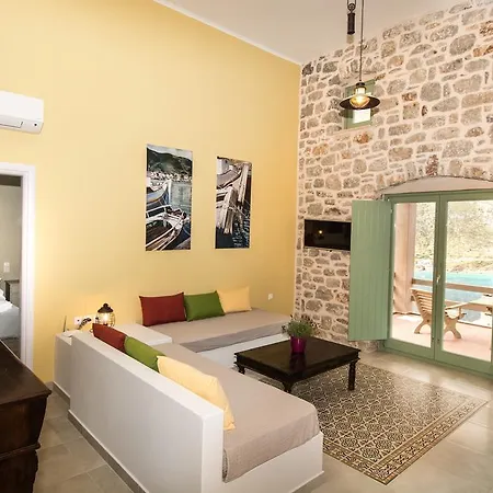 Villa Petra Boutique Homes