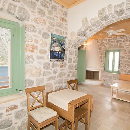 Villa Petra Boutique Homes *