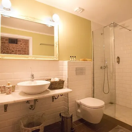 Villa Petra Boutique Homes Arginonda
