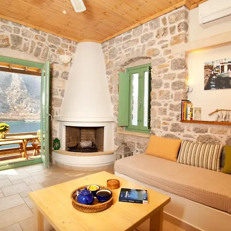 Villa Petra Boutique Homes