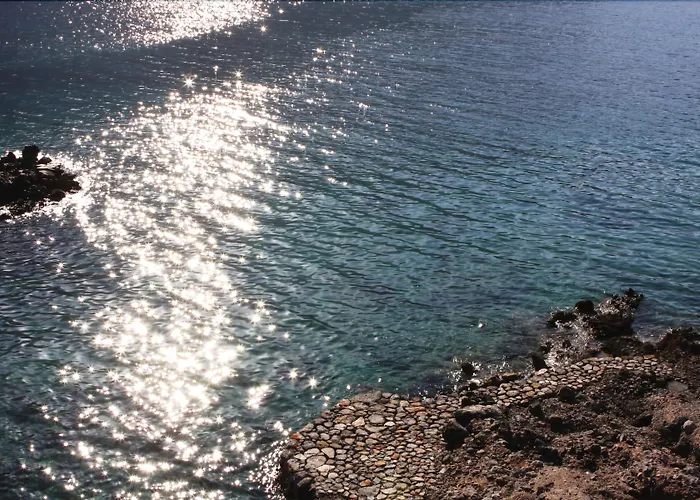 Petra Boutique Homes Villa Arginonda